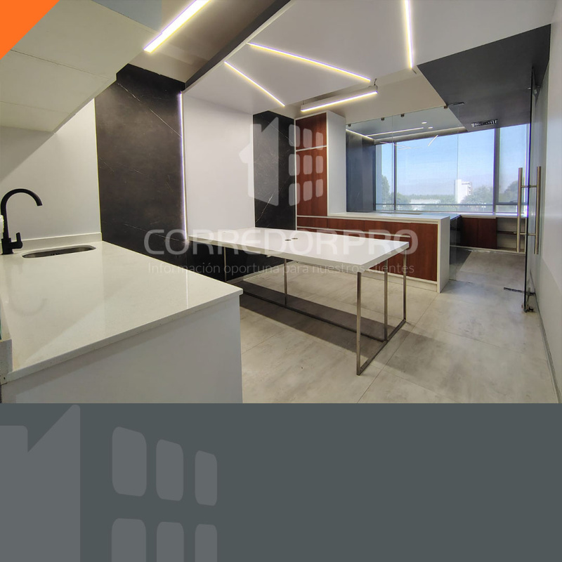 Santiago, Región Metropolitana, 1 Habitación Habitaciones,1 BañoBathrooms,Oficina,En Arriendo,4,2462
